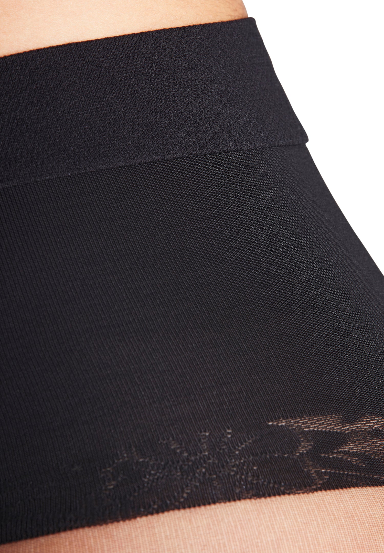 Shaping Top 20 Tight 20 Denier Matte Control Top | Black 40511-3009F