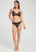 Lysia Lace Thong | Black 70762-019