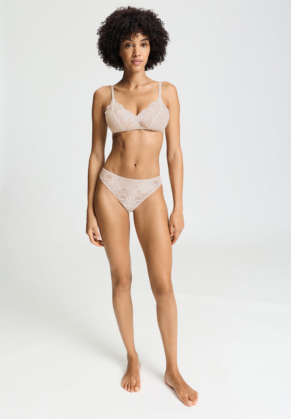 Lysia Lace Thong | Moonlight 70762-1233