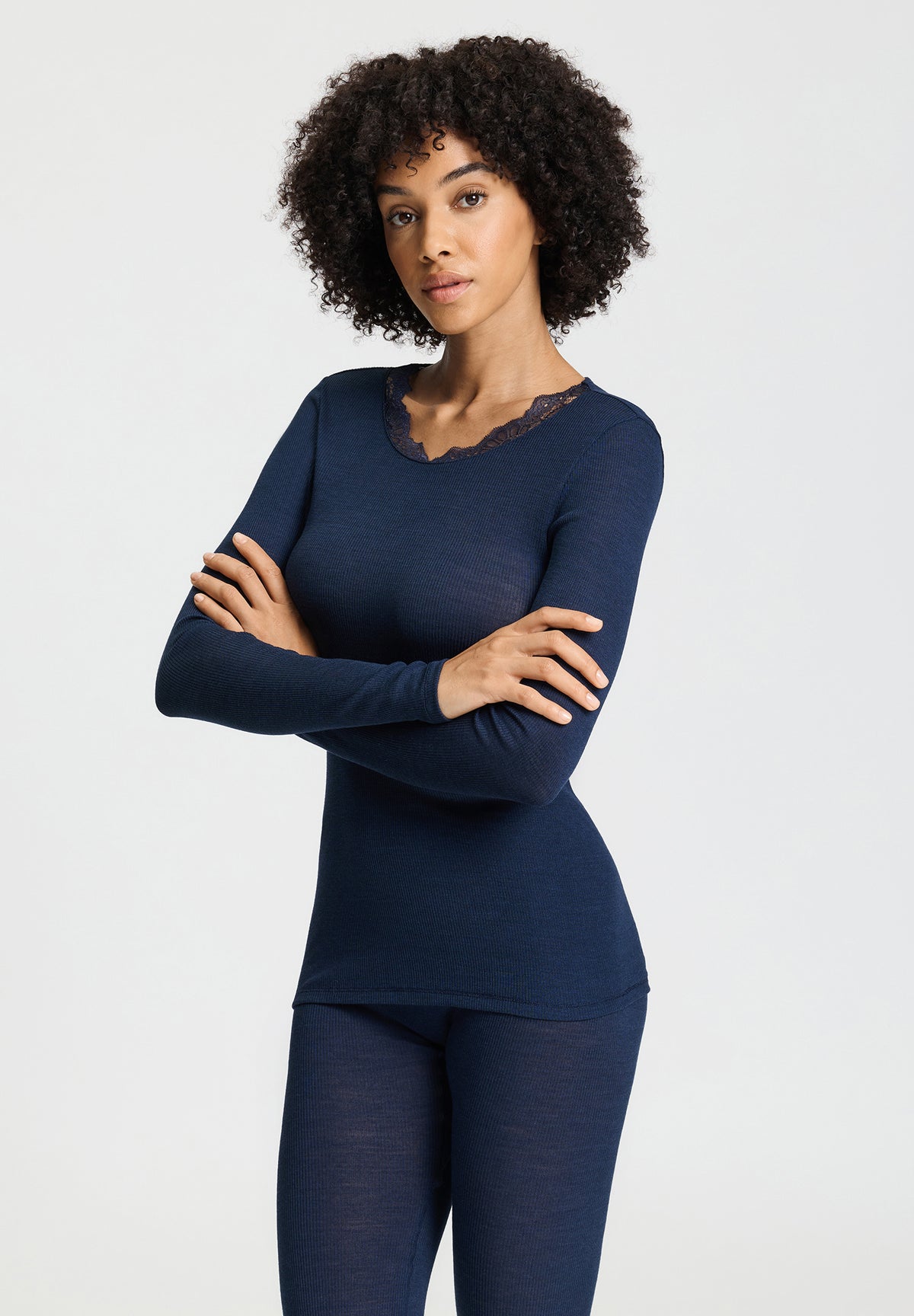Woolen Lace Lace Trim Wool and Silk Crew Neck Top | Deep Navy 70768-1610