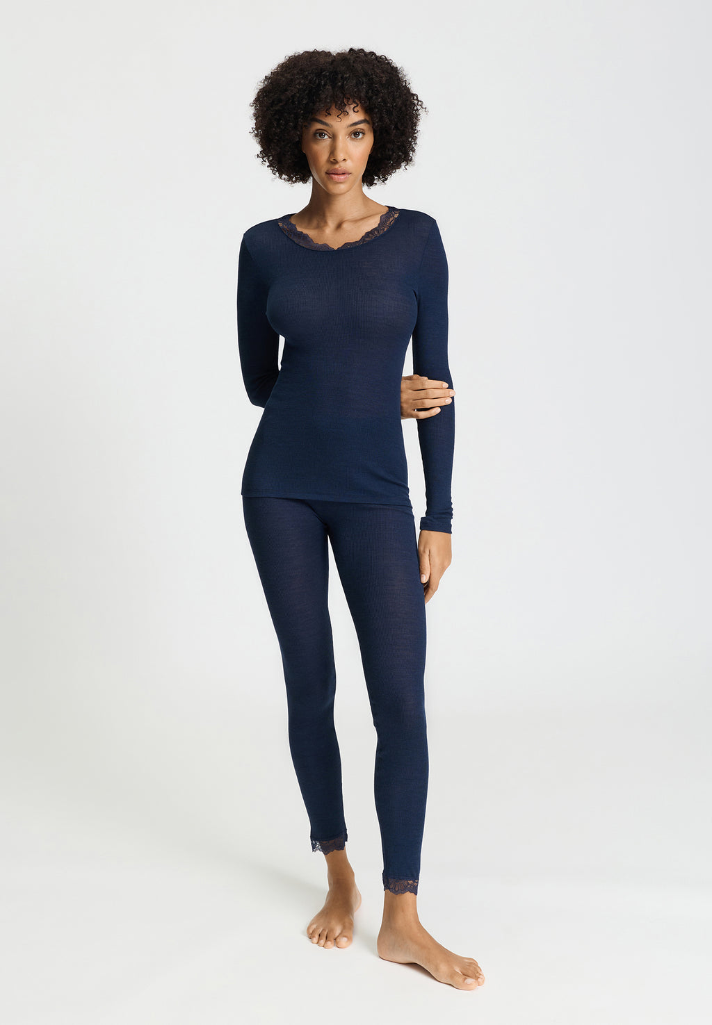 Woolen Lace Lace Trim Wool and Silk Crew Neck Top | Deep Navy 70768-1610