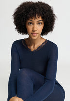 Woolen Lace Lace Trim Wool and Silk Crew Neck Top | Deep Navy 70768-1610