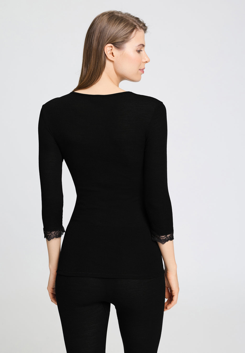 Woolen Lace Lace Trim Wool and Silk Top | Black 70769-019