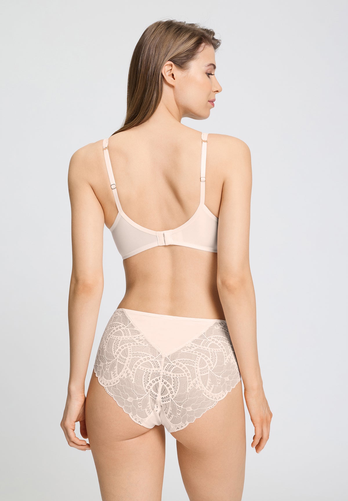Azelia Light Padded Soft Cup Bra | Creamy Glass 70773-2324