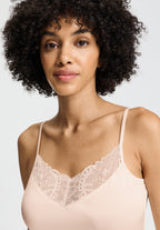 Azelia Spaghetti Camisole | Creamy Glass 70774-2324