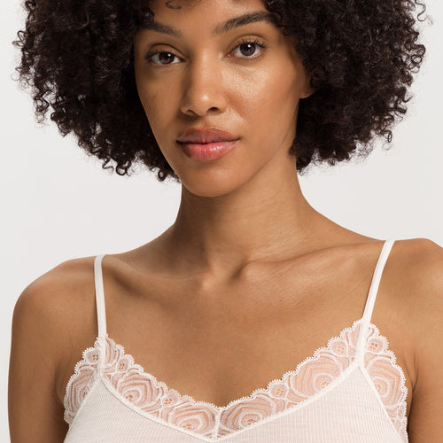 Woolen Lace Lace Trim Wool And Silk Camisole | Misty White 70827-2123