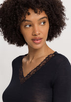 Woolen Lace Lace Trim Wool And Silk Top | Black 70830-019
