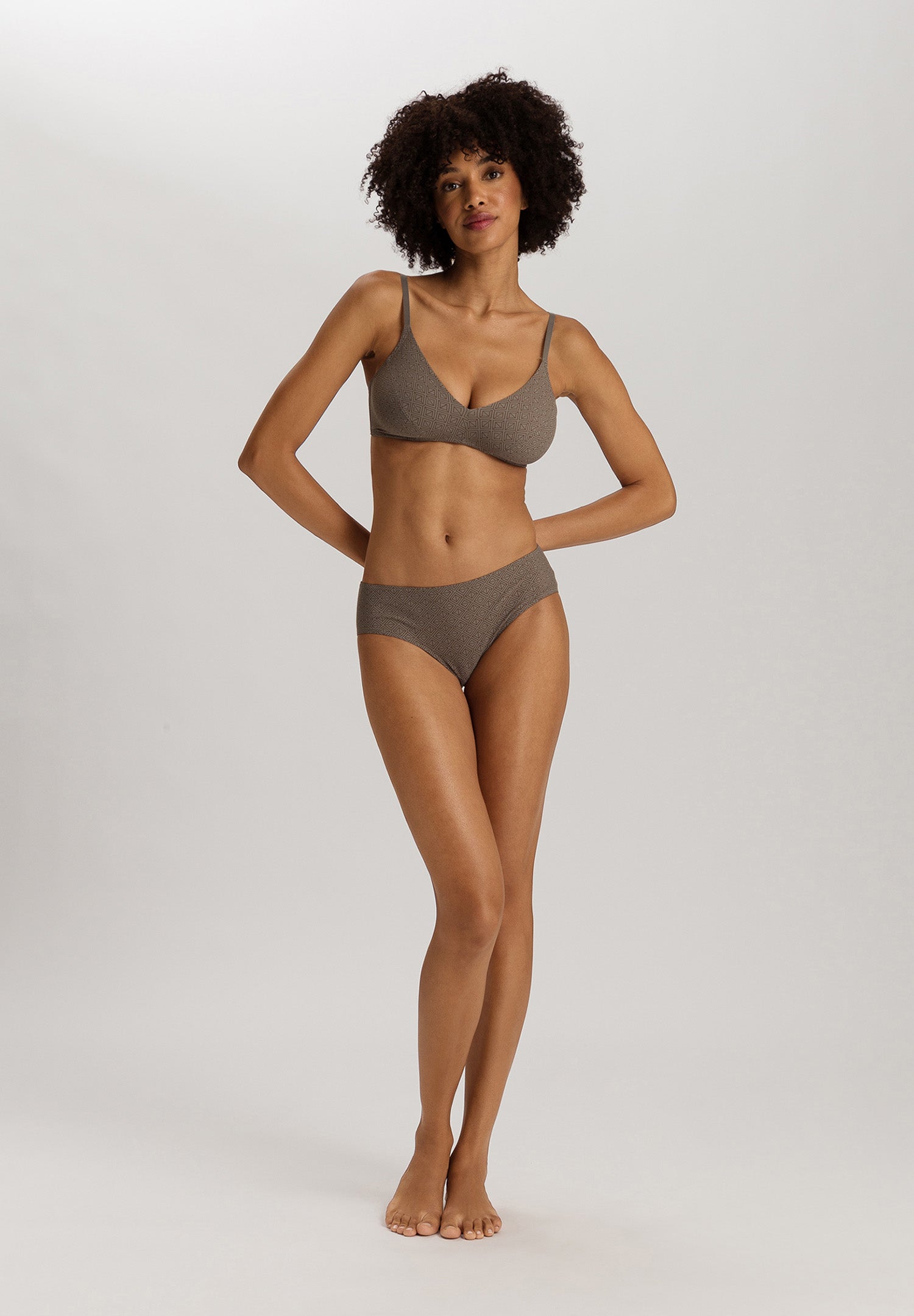 Alicia Quick Dry Soft Cup Bra | Kalamata Pattern 70856-3008