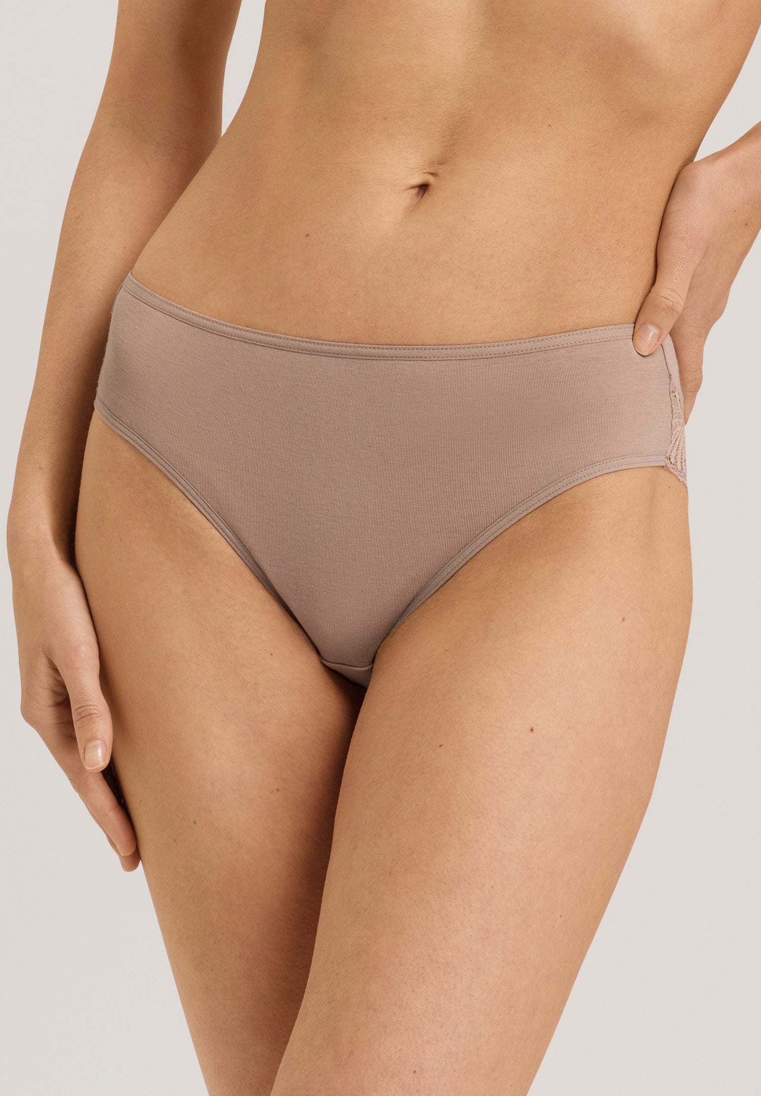 70976 Milea Hicut Brief - 2819 Mocha