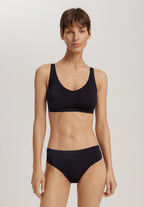 Invisible Touch Microfiber Soft Cup Bra | Black 71139-019