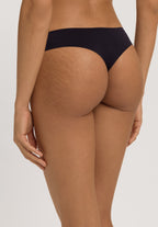 Invisible Touch Microfiber Seamless Thong | Black 71140-019