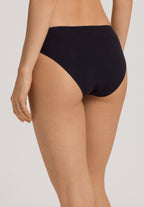 Invisible Touch Microfiber Seamless Hi-Cut Briefs | Black 71142-019