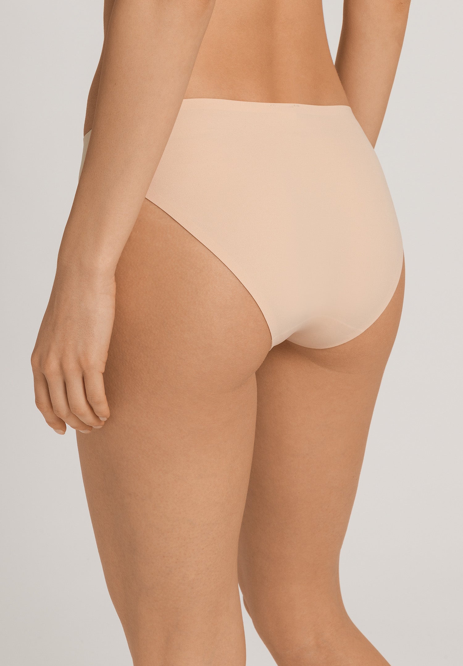 Invisible Touch Microfiber Seamless Hi-Cut Briefs | Beige 71142-274