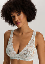 Luxury Moments Lace Soft Cup Bra | Vapor 71465-2534