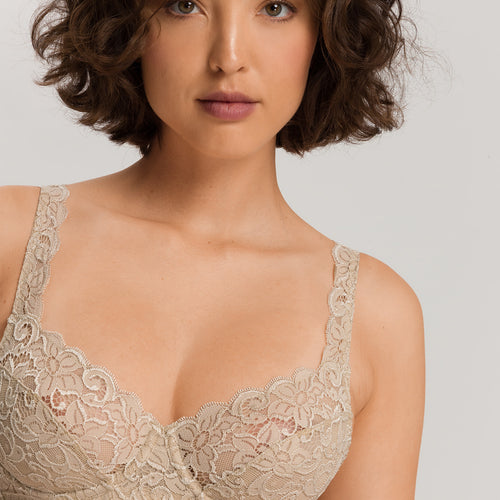 Luxury Moments Underwire Bra | Iced Cappuccino 71467-2846