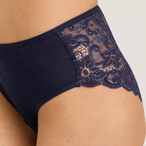 71480 Moments Lace-Back Brief - 1610 Deep Navy