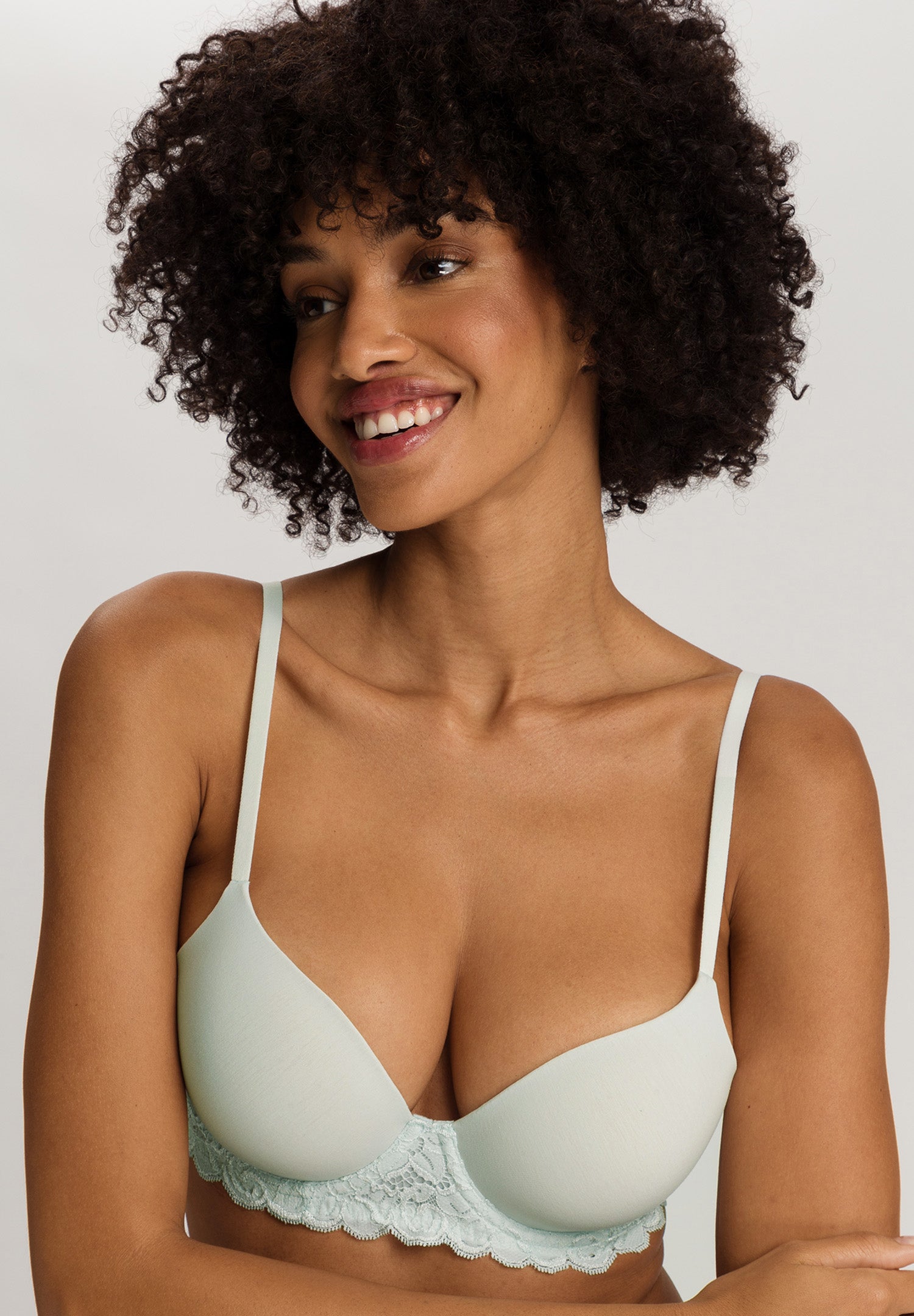 Luxury Moments Lace T-Shirt Bra | Vapor 71503-2534