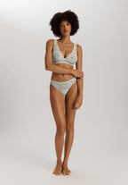 Luxury Moments Thong | Vapor 71507-2534