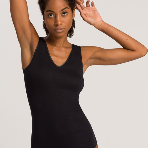 71602 Cotton Seamless V-Neck Tank - 019 Black