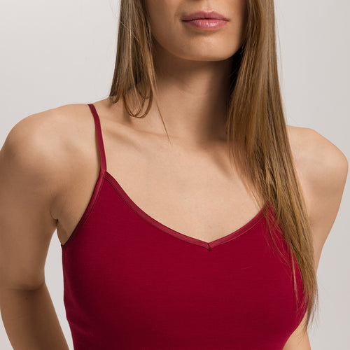 Cotton Seamless Spaghetti Cami Padded | Red Dahlia 71605-2418