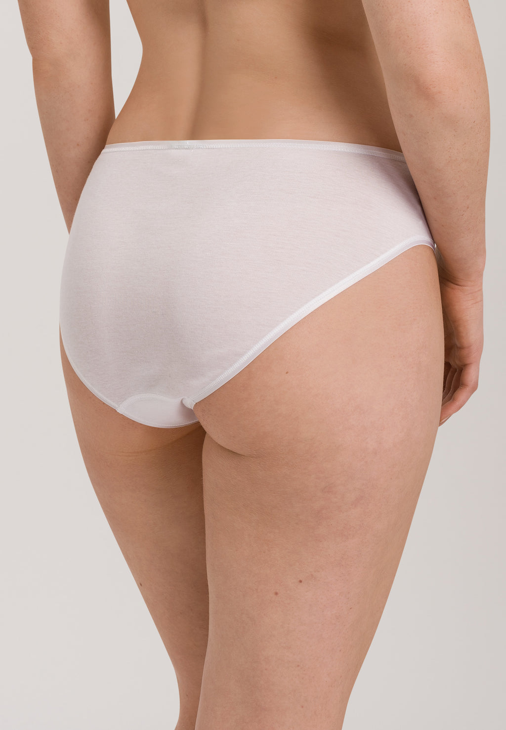 71626 Cotton Seamless Full High Cut Brief - 101 White