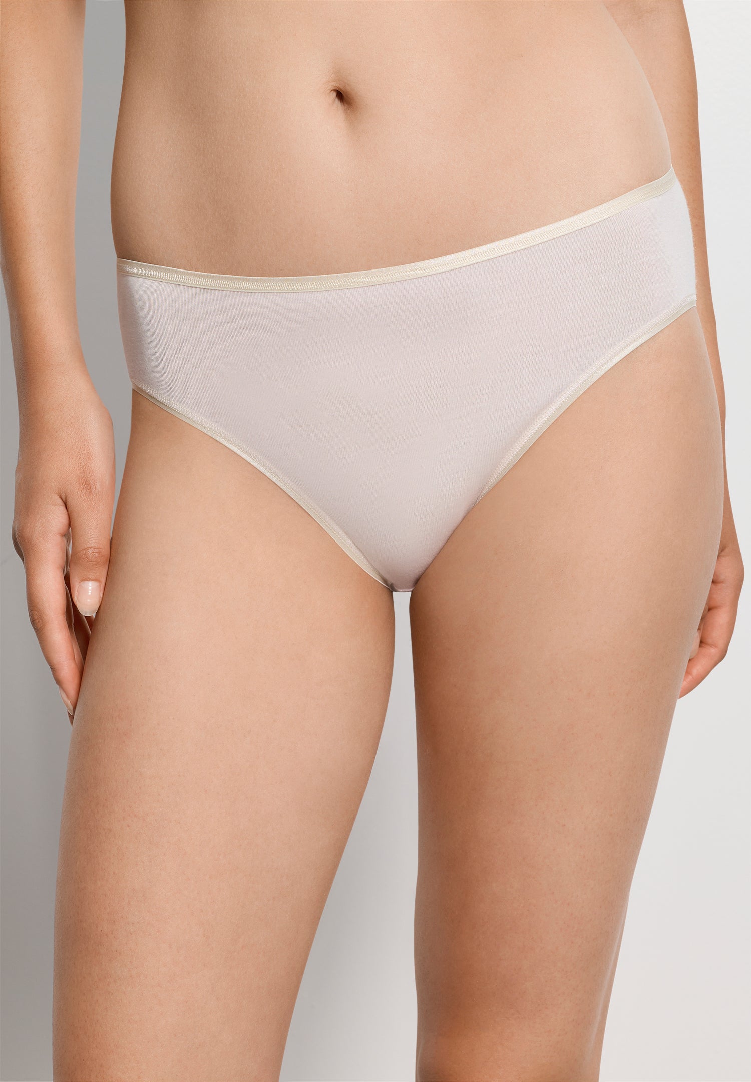 Cotton Seamless Cotton High Cut Full Brief | Honeydew 71626-2341
