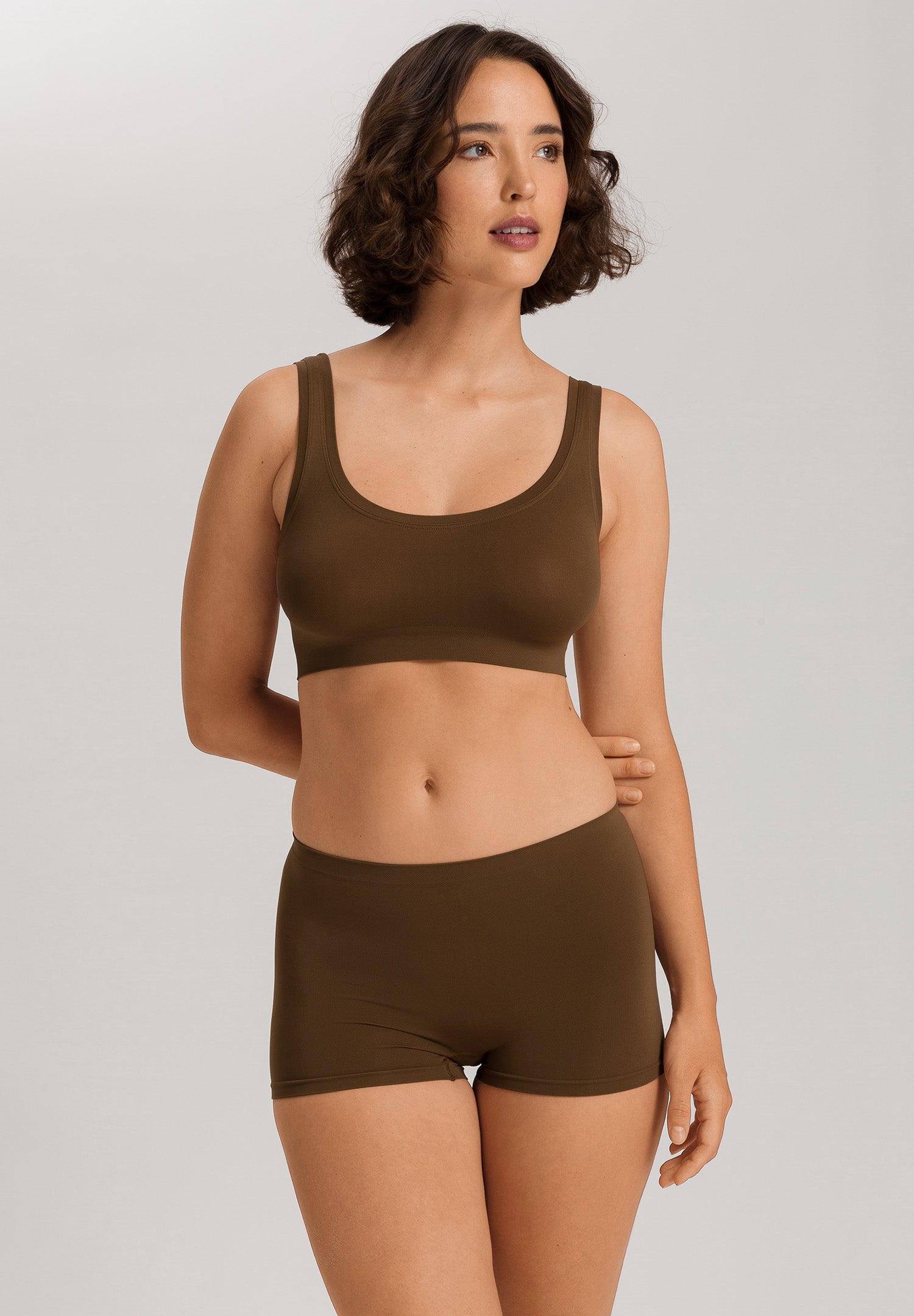 Touch Feeling Crop Top | Mochaccino 71810-2757