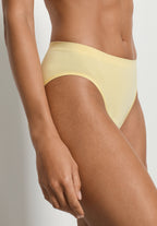 Touch Feeling High Cut Brief | Vanilla Highlight 71812-2224