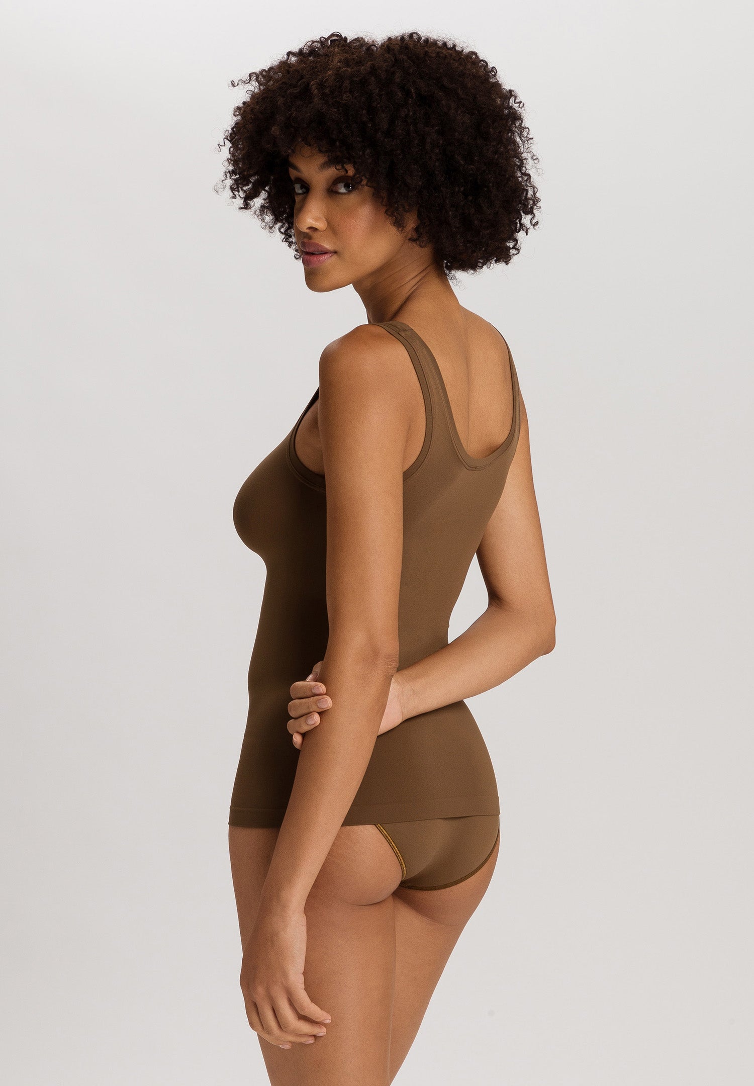 Touch Feeling Round Neck Tank Top | Mochaccino 71814-2757