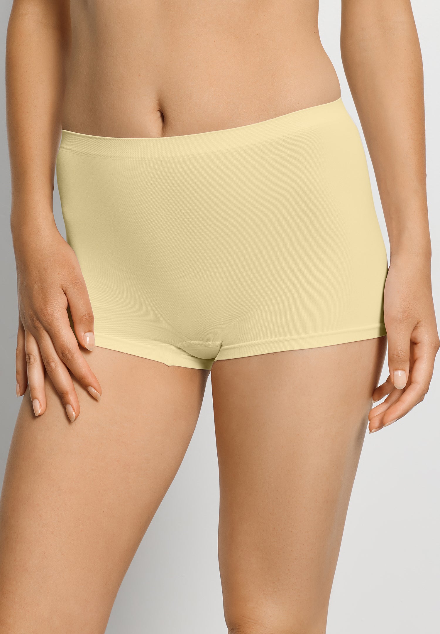 Touch Feeling Boyleg | Vanilla Highlight 71822-2224