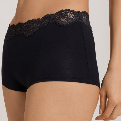 Dana Tencel™ Boyleg With Lace Detail | Black 71843-019