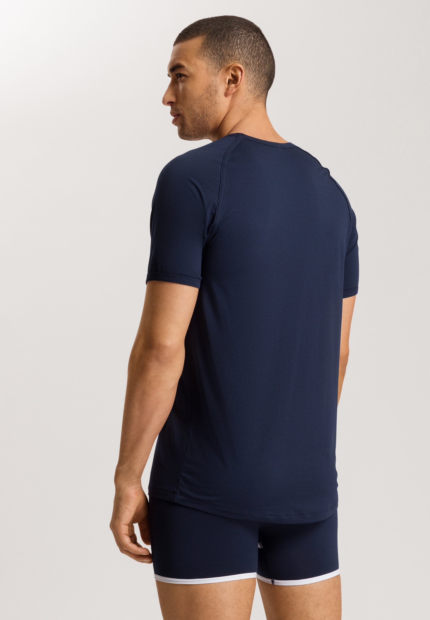 73213 Pierre Short Sleeve Shirt V-Neck - 1610 Deep Navy