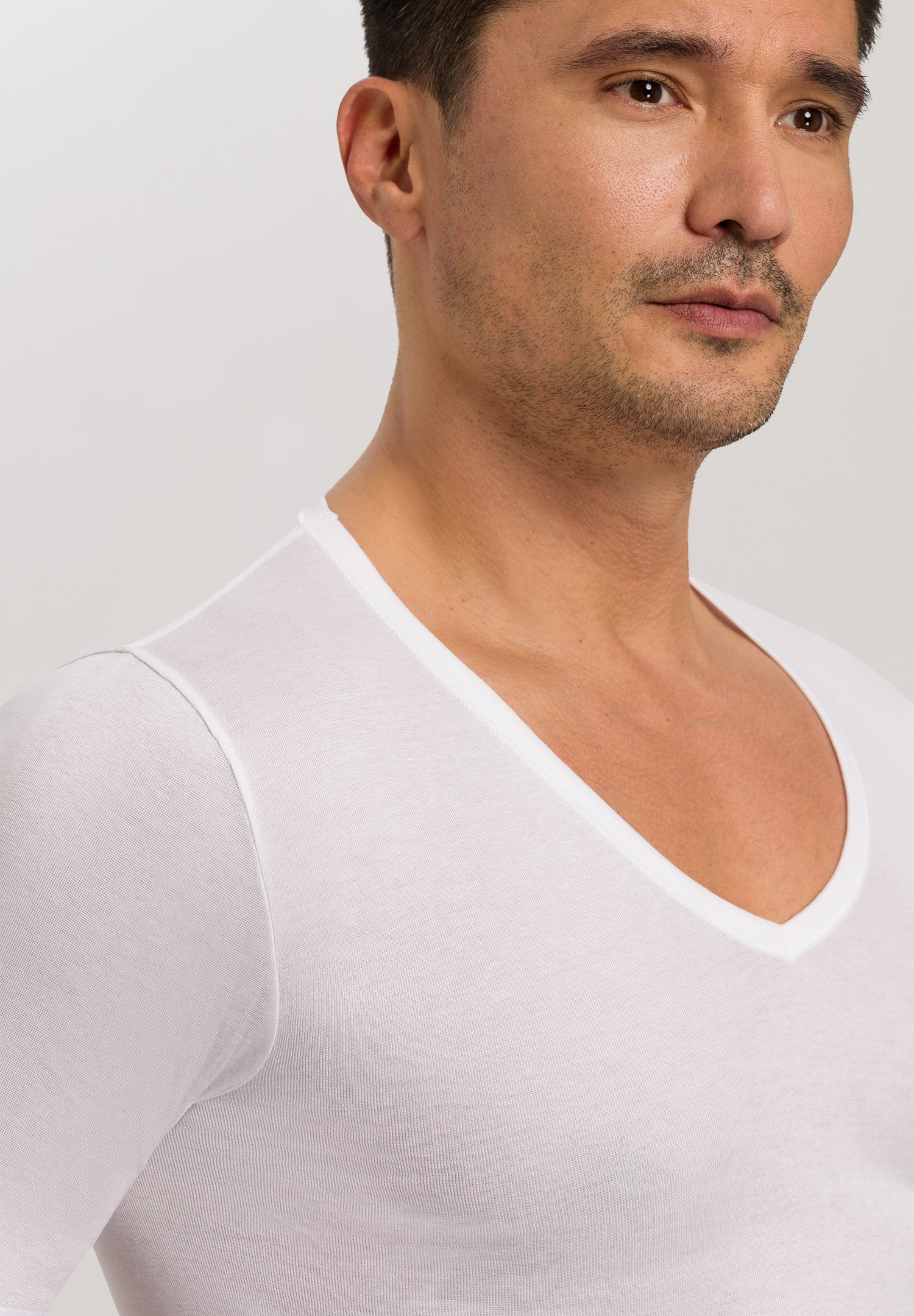 73665 Cotton Pure V-Neck T-Shirt - 101 White