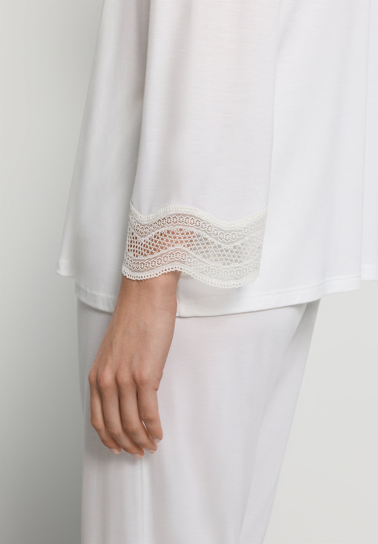 Cira L/Slv Pyjama Crop Pants | Off White 74743-102