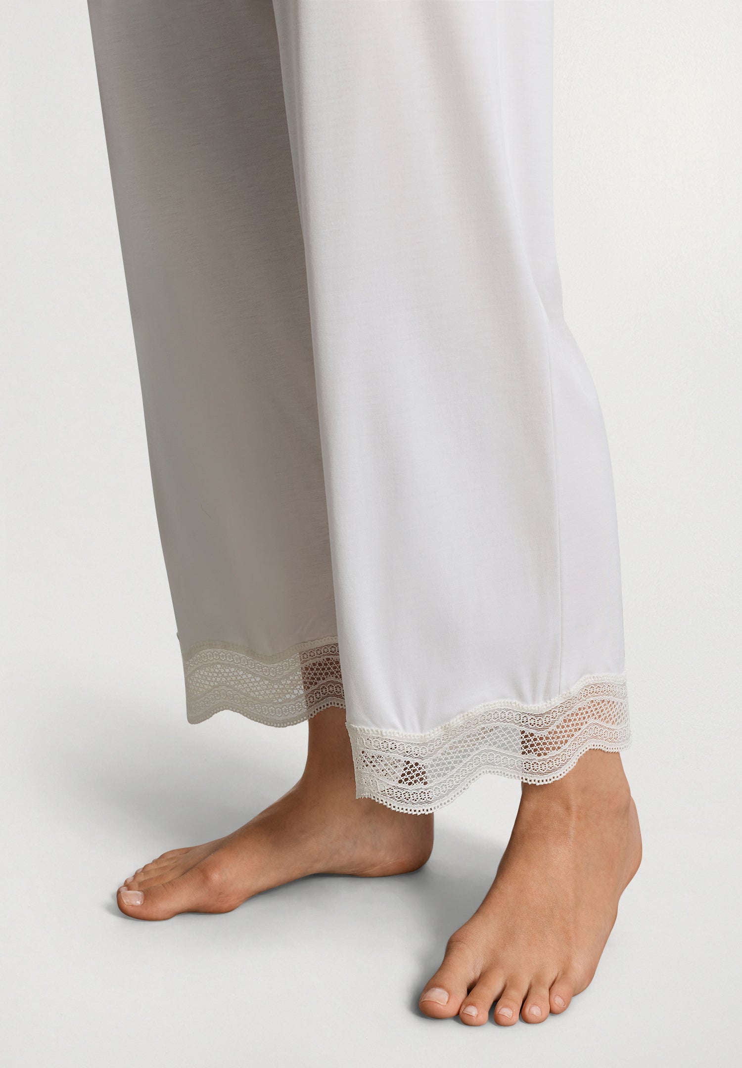 Cira L/Slv Pyjama Crop Pants | Off White 74743-102