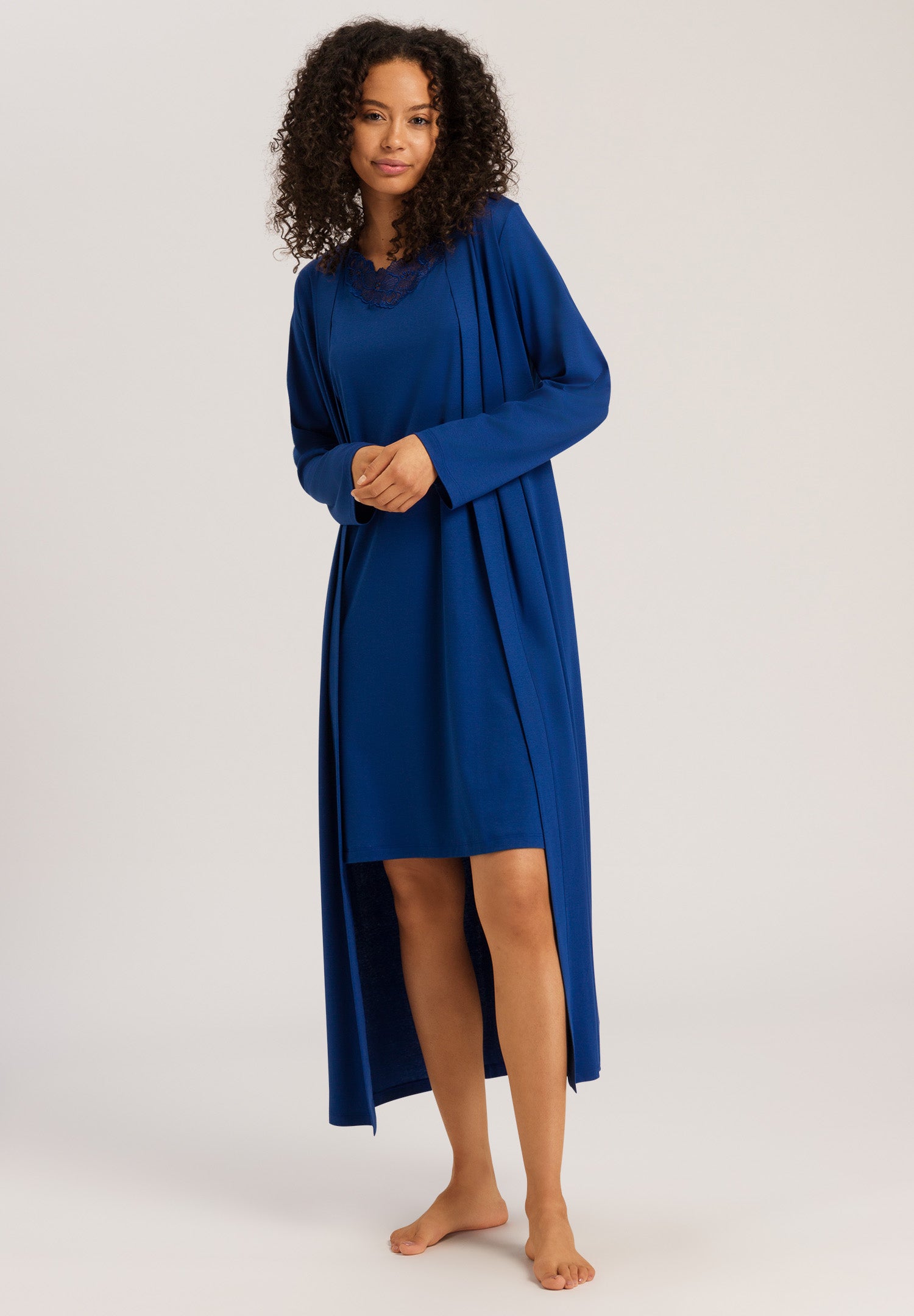 74999 Naila Robe 130cm - 1653 Deep Indigo