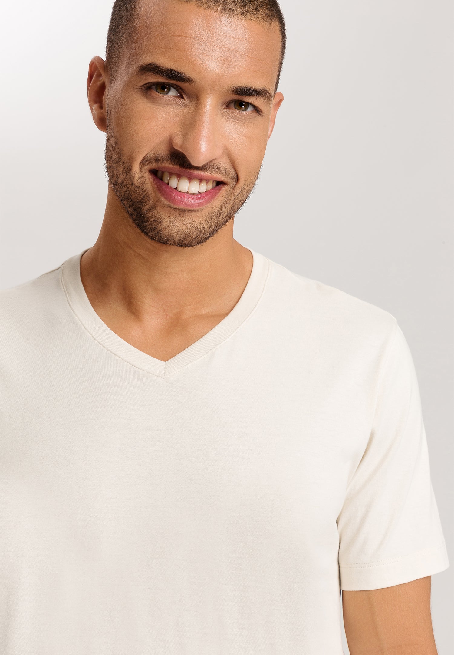 Living Shirts Jersey Cotton V-Neck T-Shirt | Warm Sand 75051-1200