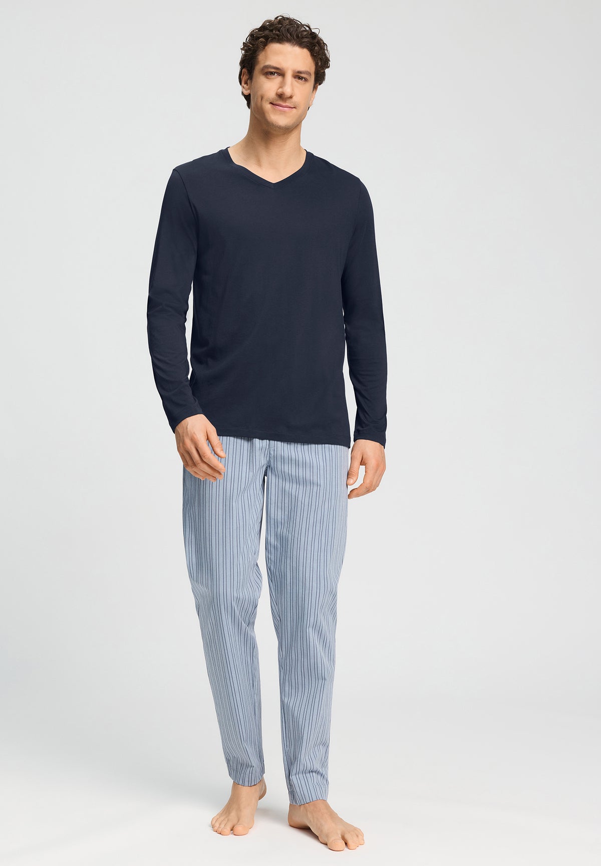 Night And Day L/Slv Shirt V-Neck | Deep Navy 75964-1610