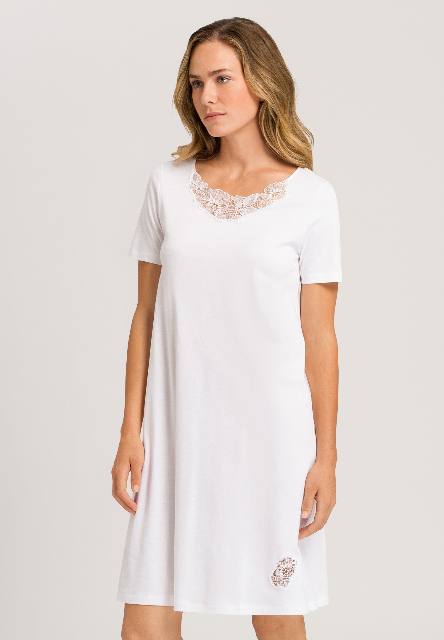 76047 Paola Short Sleeve Nightgown - 101 White