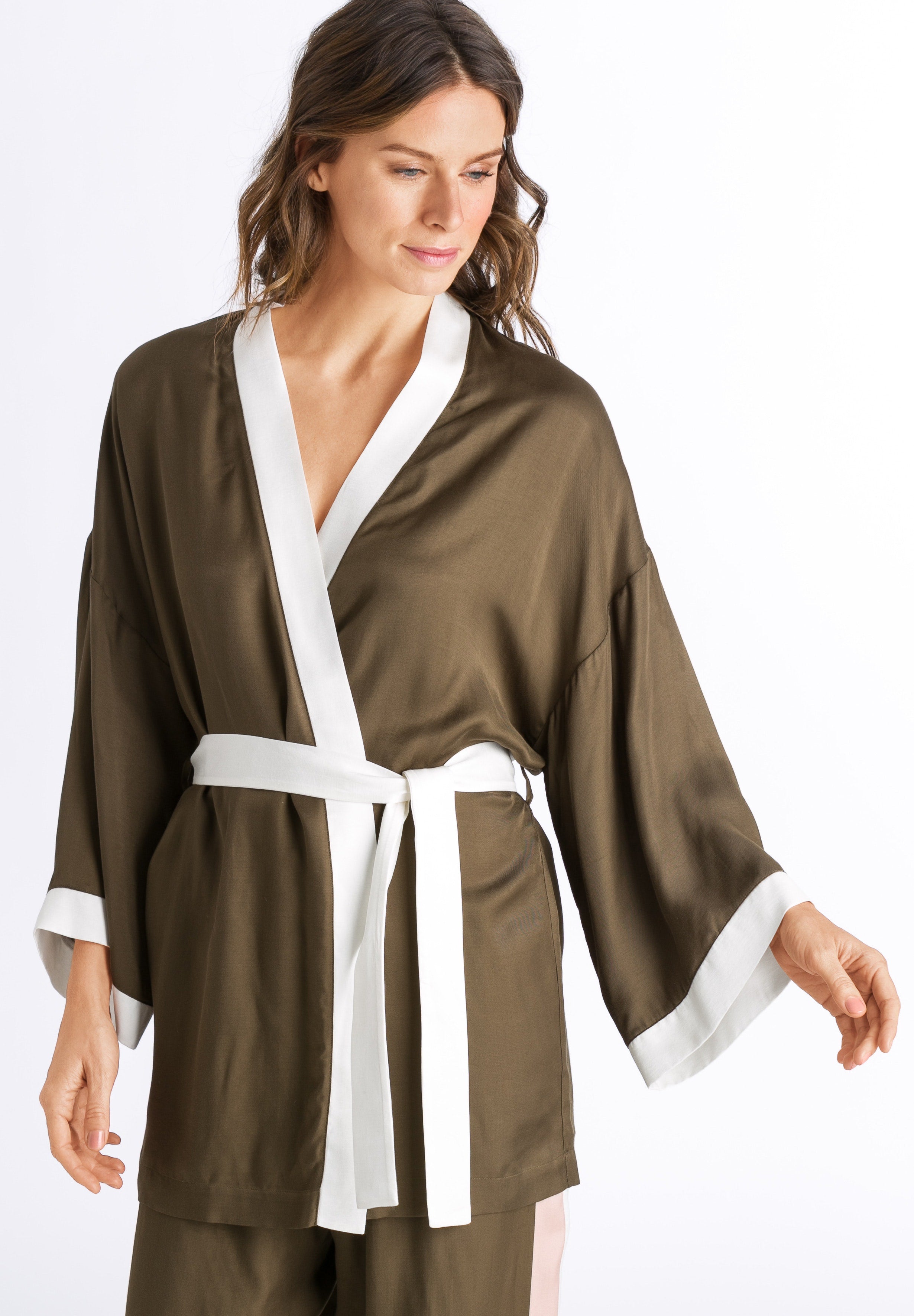 76645 Nori Kimono - 1717 Strong Olive