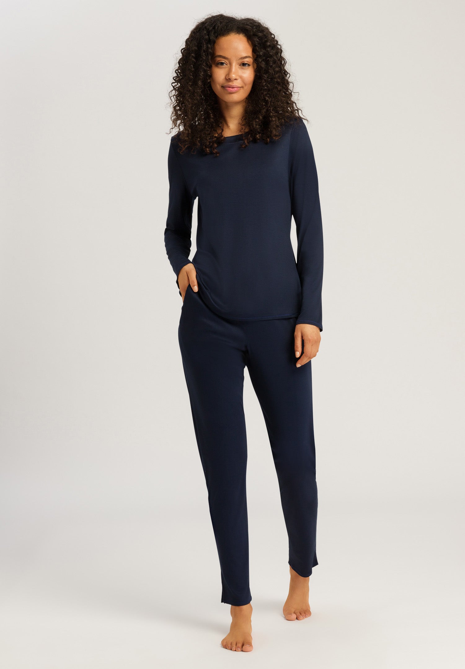 77409 Grand Central Knit Pant - 1610 Deep Navy