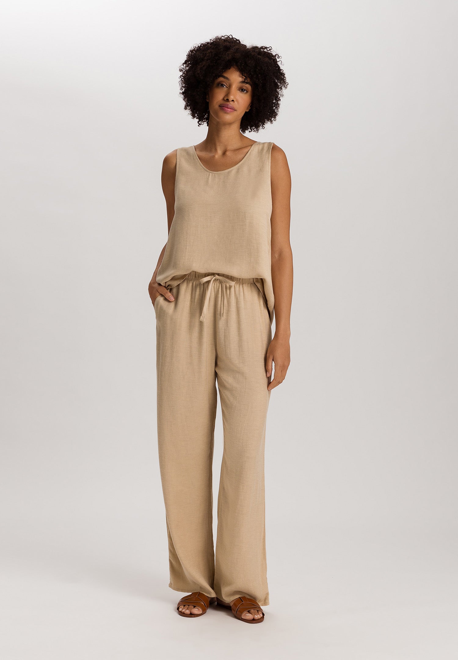 Urban Casuals Linen Blend Drawstring Pants | Iced Cappuccino 78537-2846