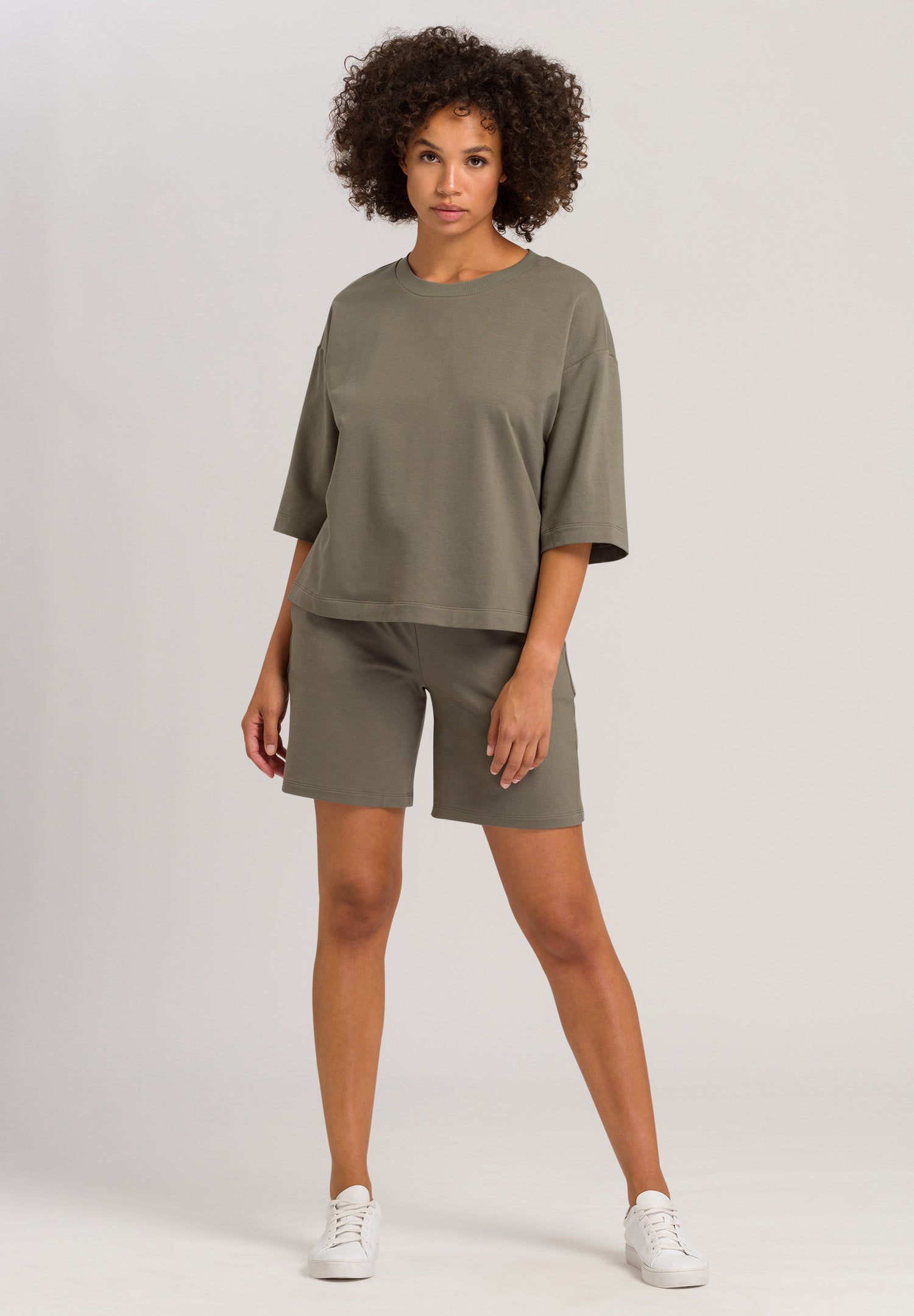 78704 Natural Living Sweatshirt - 2668 Antique Green