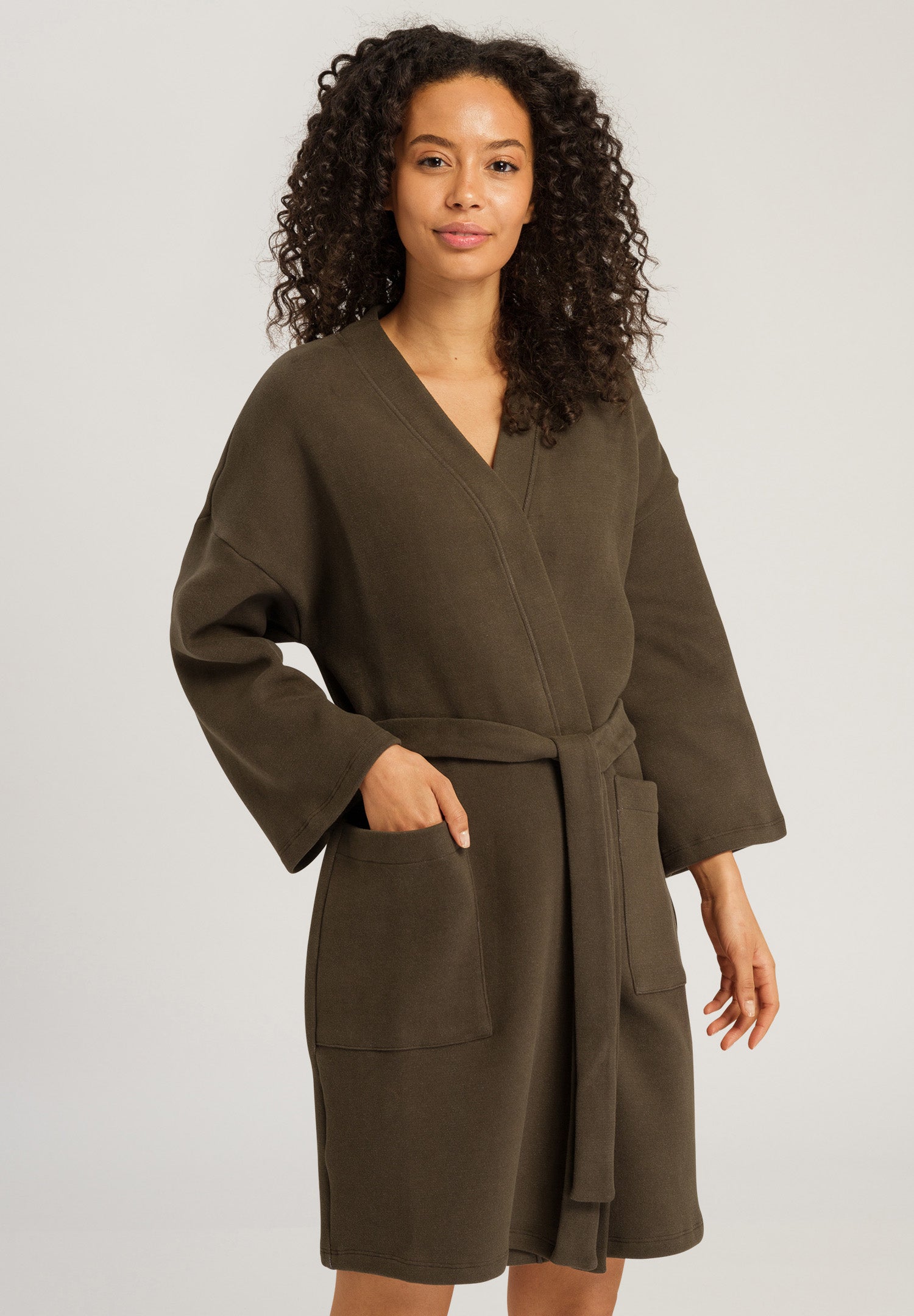 Hanro Jonas Robe Products – HANRO