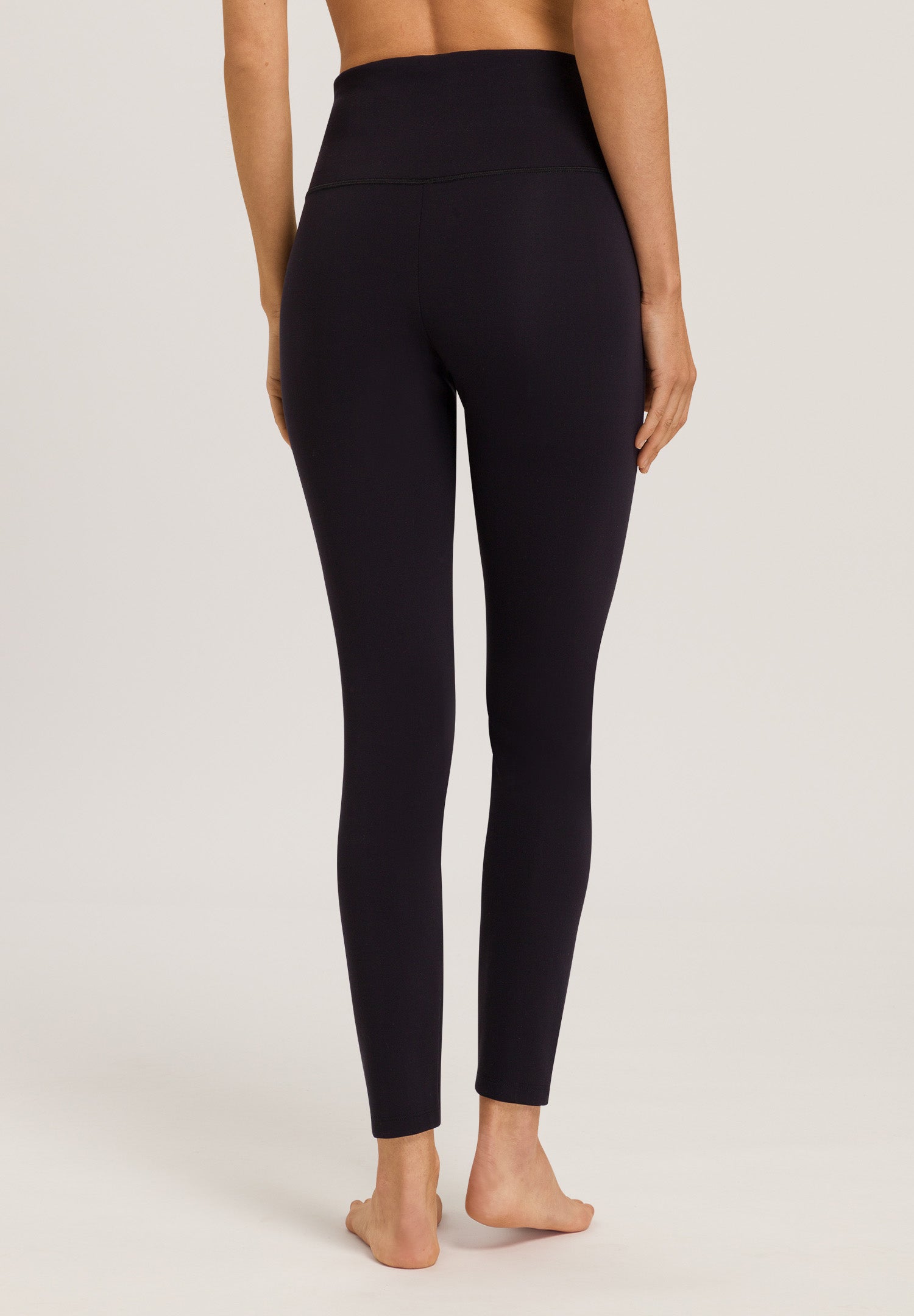 78792 Balance Leggings - 2199 Black Beauty