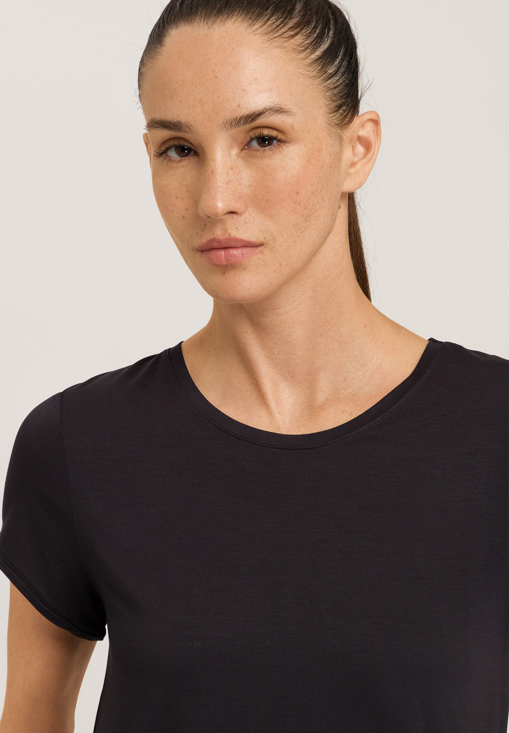 78795 Yoga S/Slv Shirt - 2199 Black Beauty
