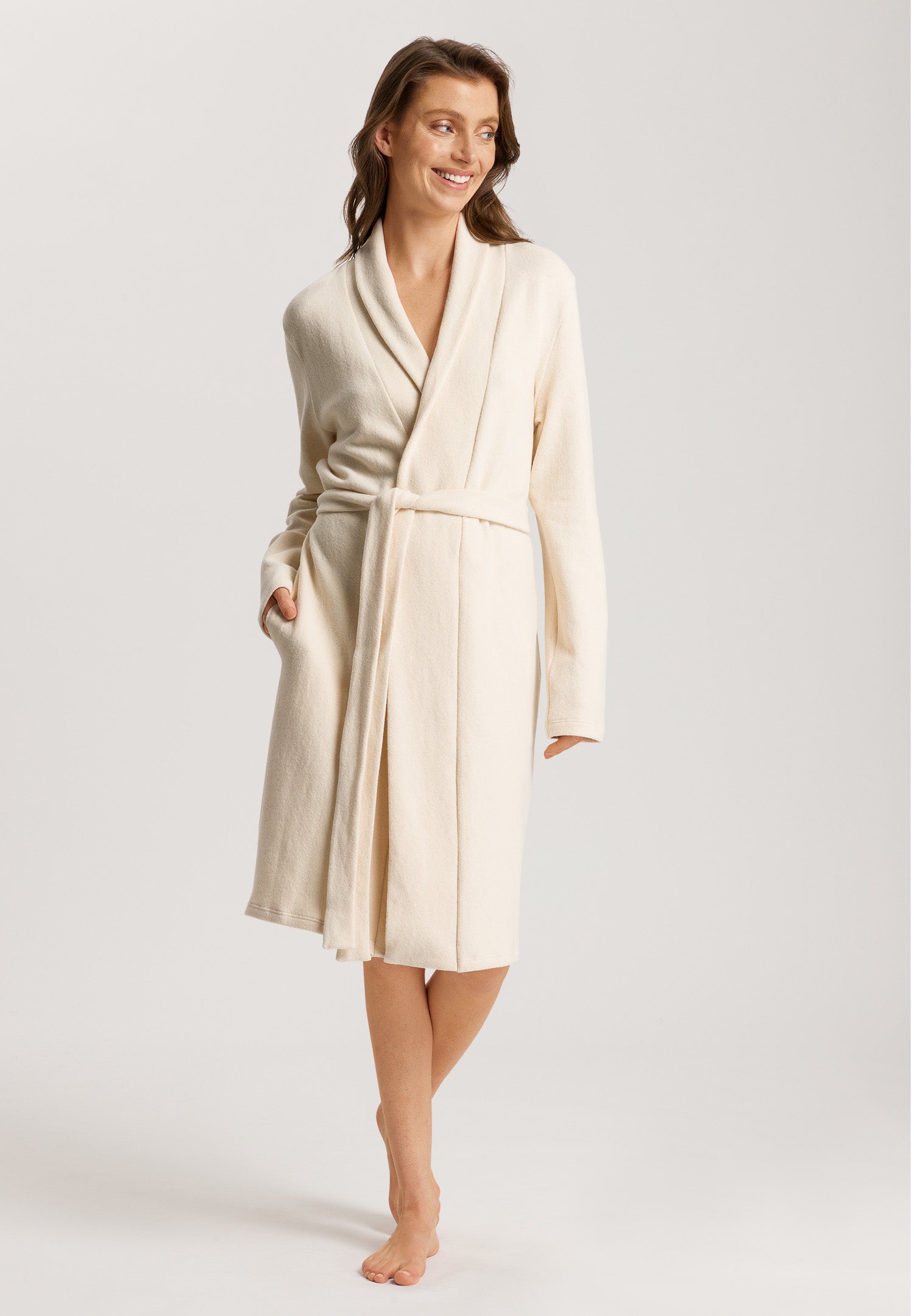 Luxury Robes & Comfortable Bathrobes – HANRO