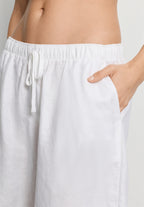 White Essentials Short Pants | White 78910-101