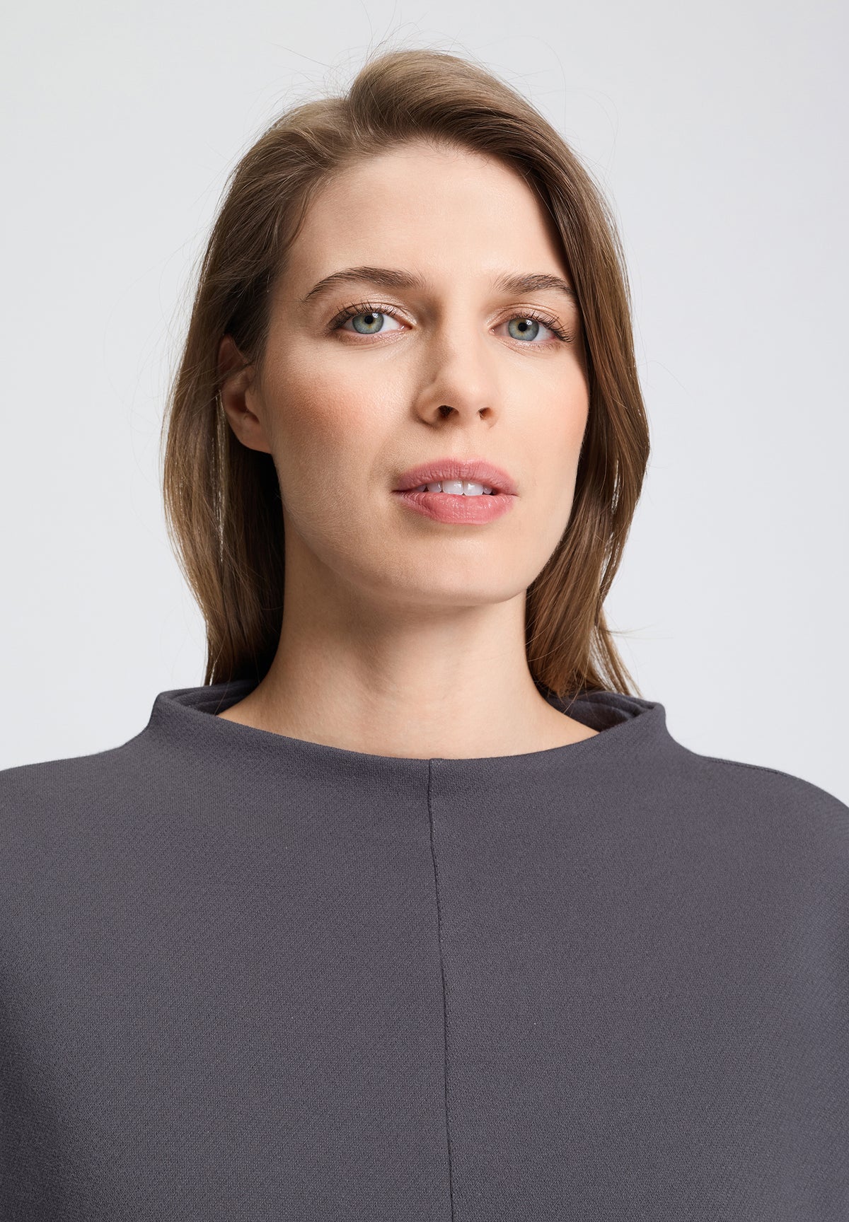 Easy Wear Pullover | Dark Sesame 78929-3163