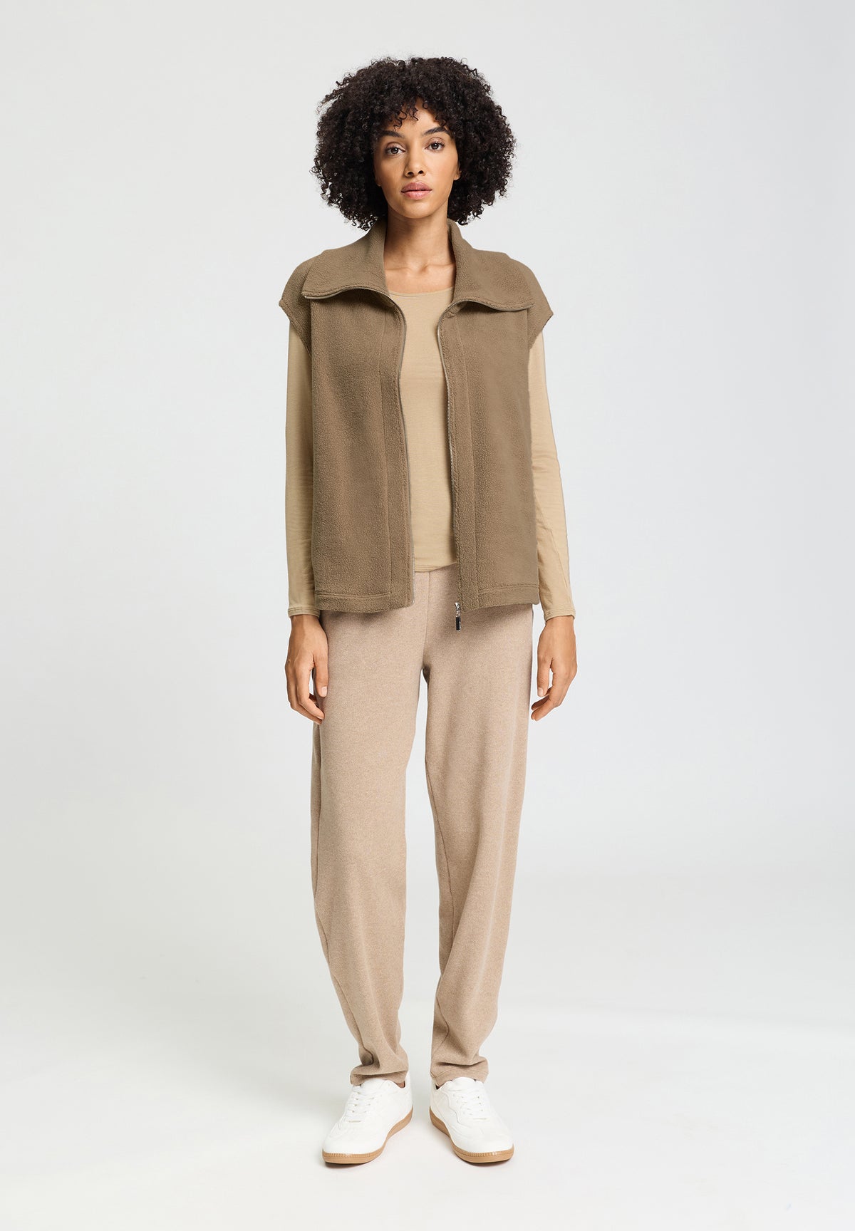 Easy Wear Teddy Vest | Suede Camel 78932-2825